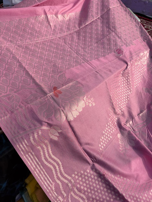 Designer Raw Mango Silk Saree | Nude Baby Pink | Stripe Border & Big Flower Design