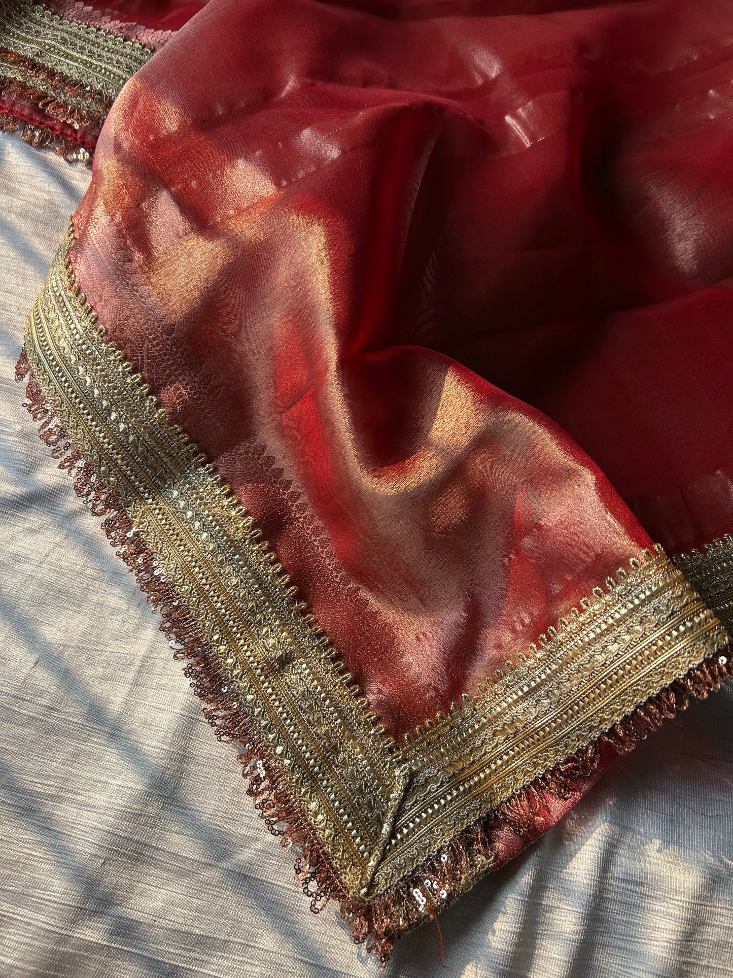 bollywood senset red tissue silk saree