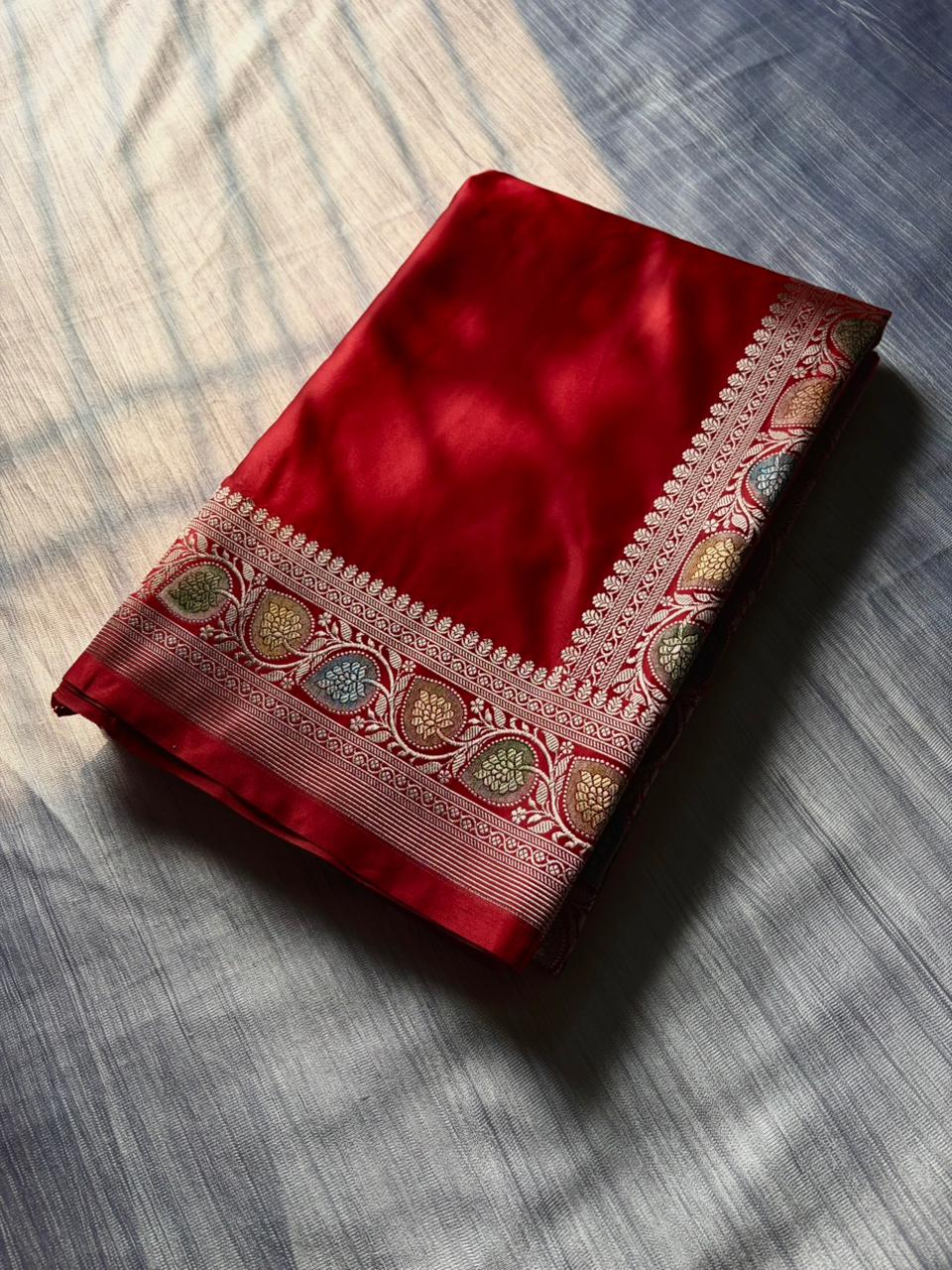 Hath Rang Lal Mirchi Red Mashru Silk Saree | Hand Painted Meenakari Border & Pallu | Premium Soft Silk Banarasi Saree
