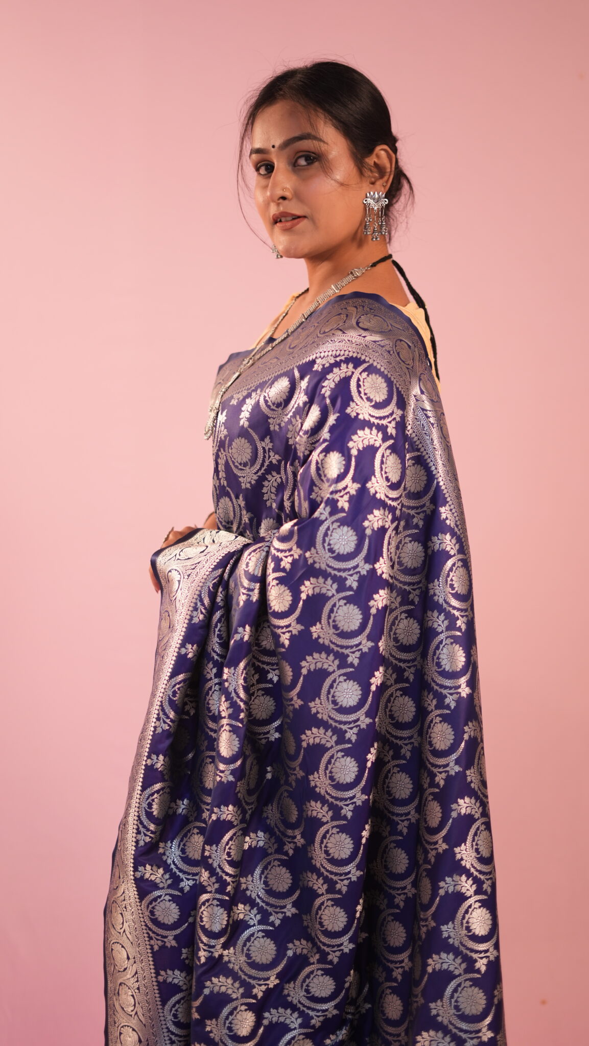 Chand Jall Saree